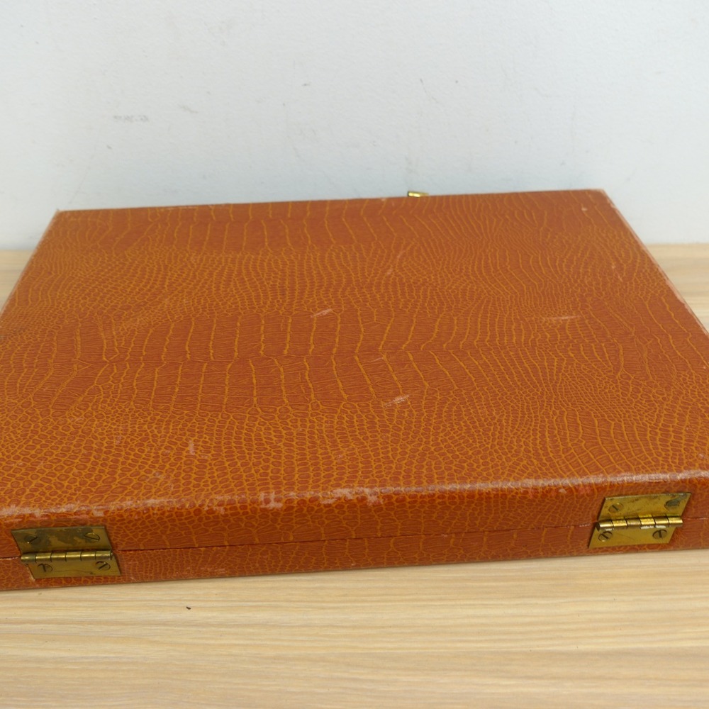 Vintage Bakelite Backgammon Board Game Butterscotch Cream Marbled Checkers Set - Picture 6 of 16
